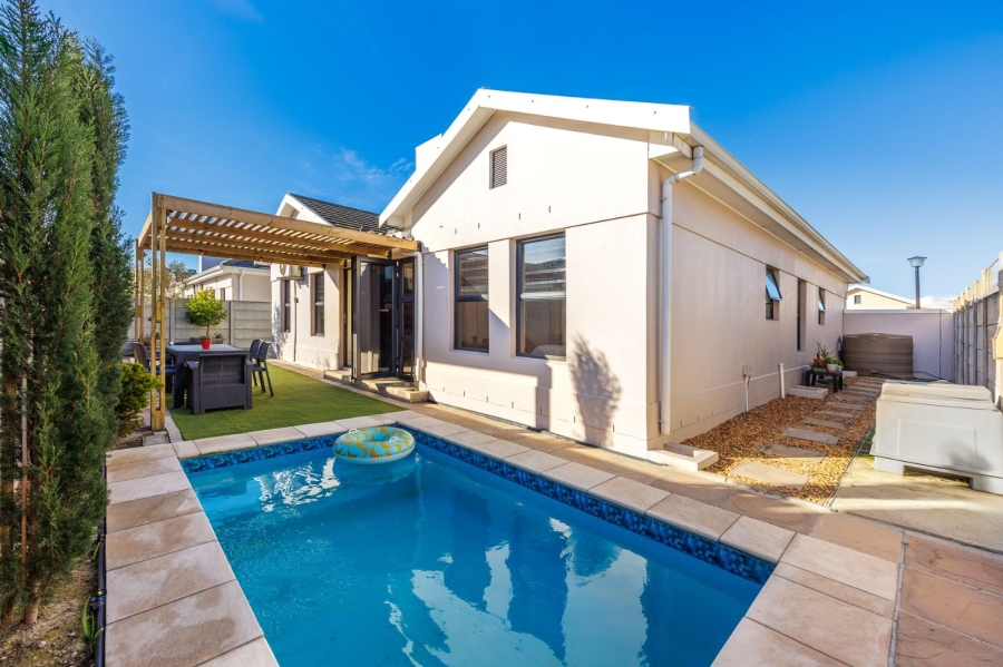 3 Bedroom Property for Sale in Sonkring Western Cape